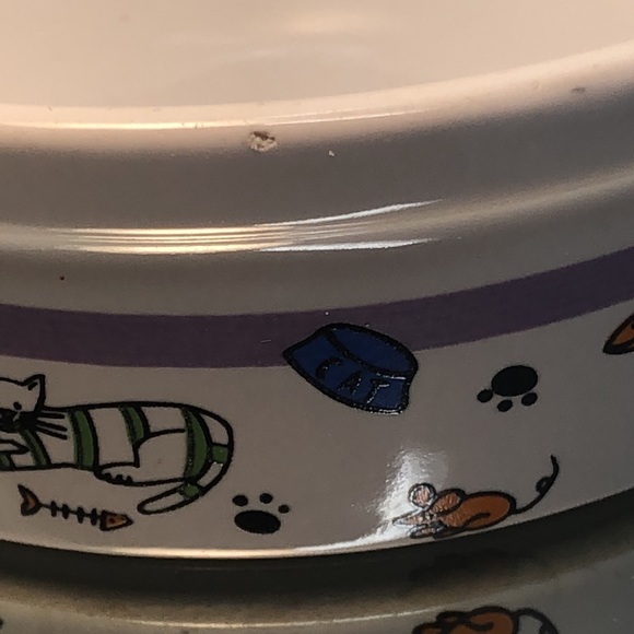 Kitty cat dish bowl ceramic with cat prints around the outside purple stripe - Picture 5 of 5
